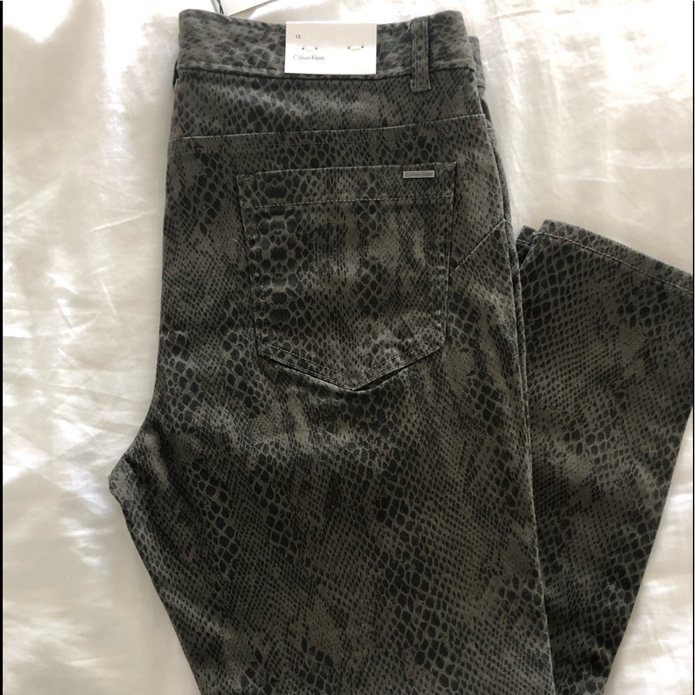 Calvin Klein Snake Skin Print Skinny Jean…